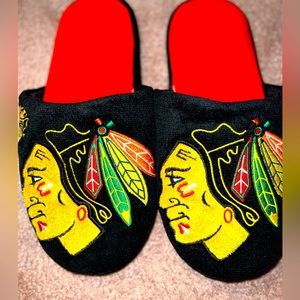 Mens Blackhawk slippers size large 11-12